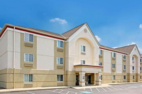 Отель MainStay Suites Cincinnati Blue Ash  Цинциннати